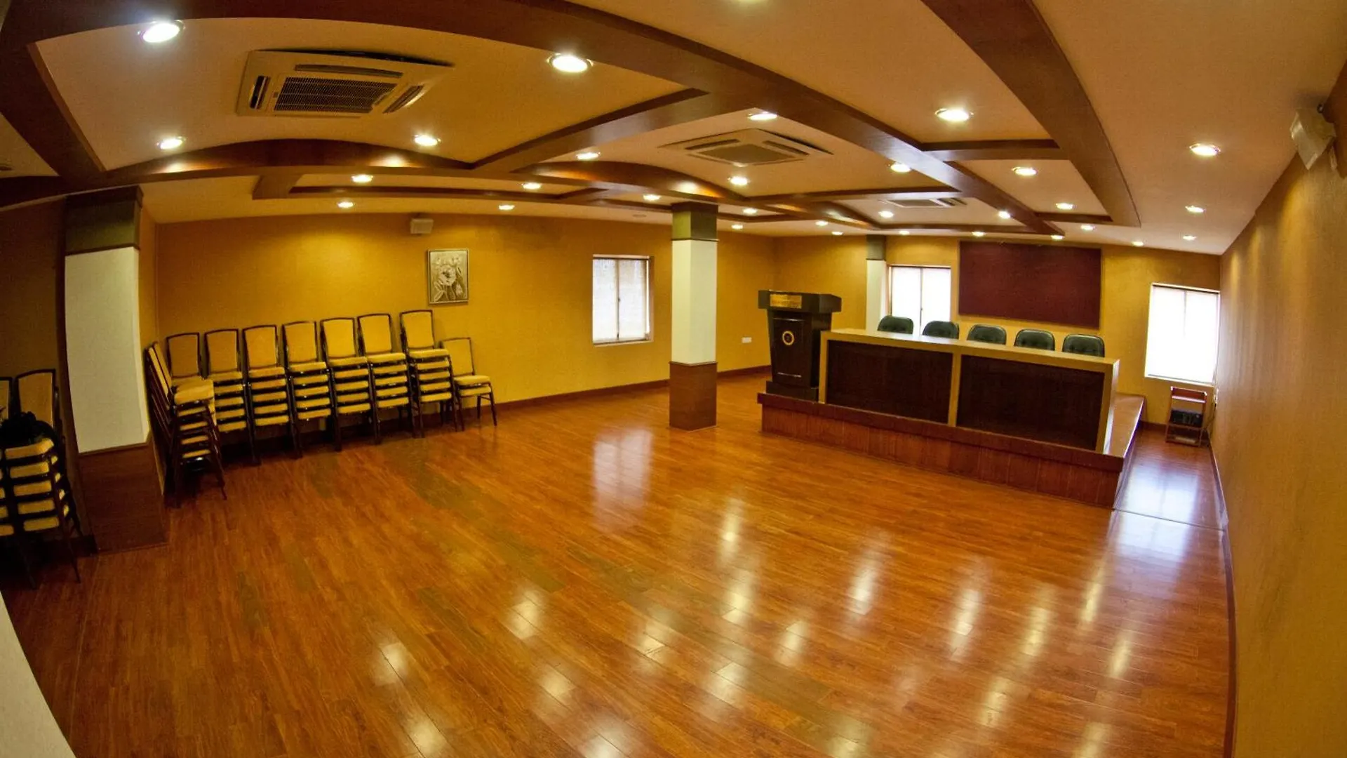 Paramount Tower Kozhikode 4*,  India