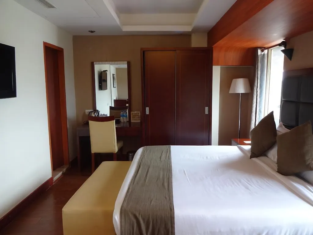 Paramount Tower Kozhikode Hotel